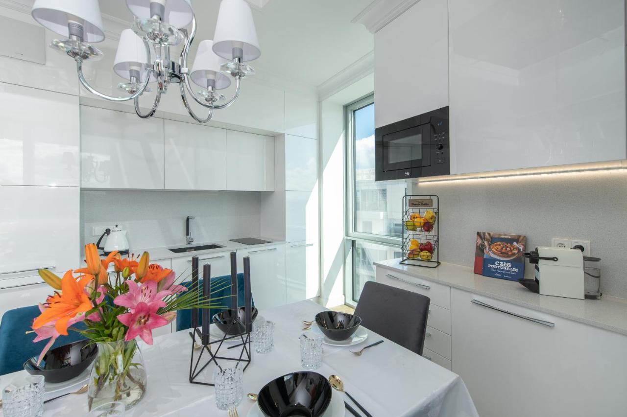 Yacht Park Premium Apartment Sea View Gdynia Bagian luar foto